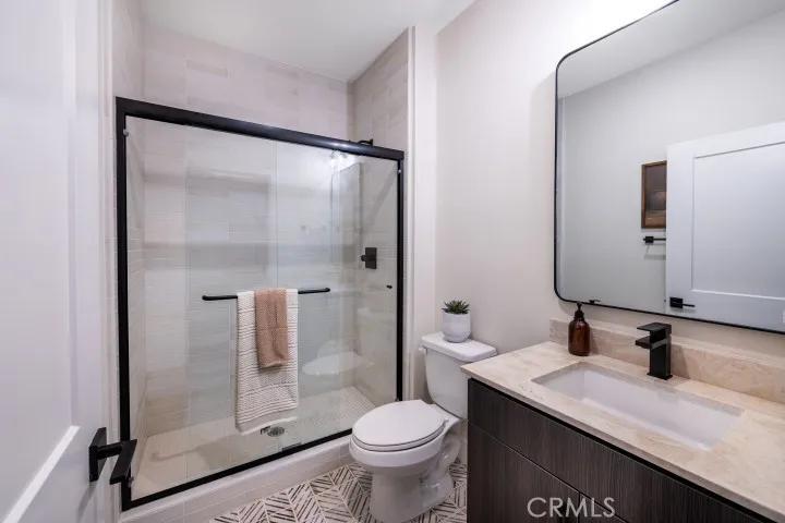 16301 Estonia Drive Canyon Country, CA 91387