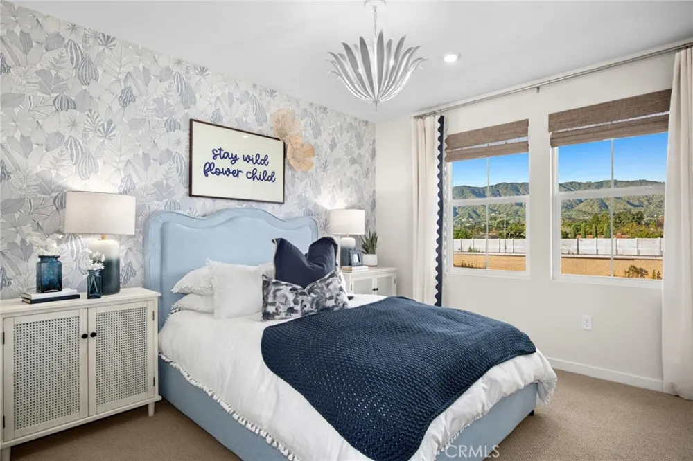 561 Gregory Way Glendora, CA 91740