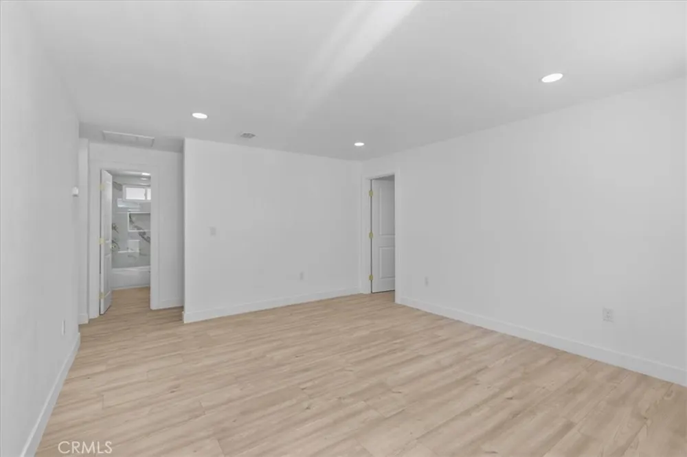 9812 Redwood Hesperia, CA 92345