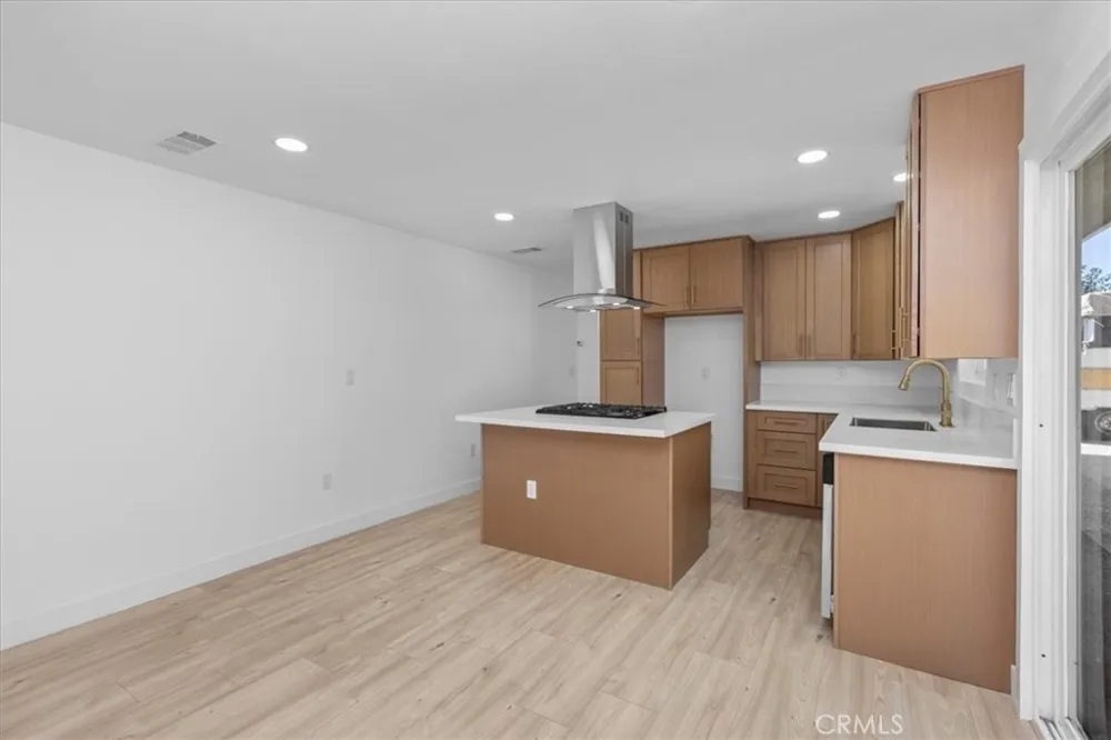 9812 Redwood Hesperia, CA 92345