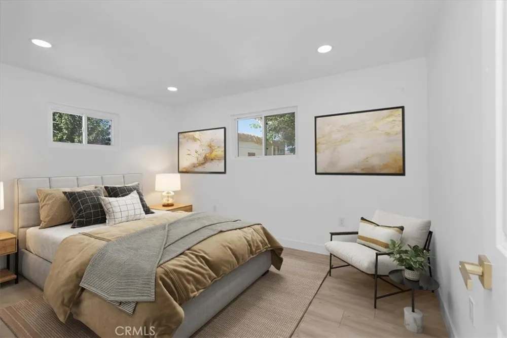 9812 Redwood Hesperia, CA 92345