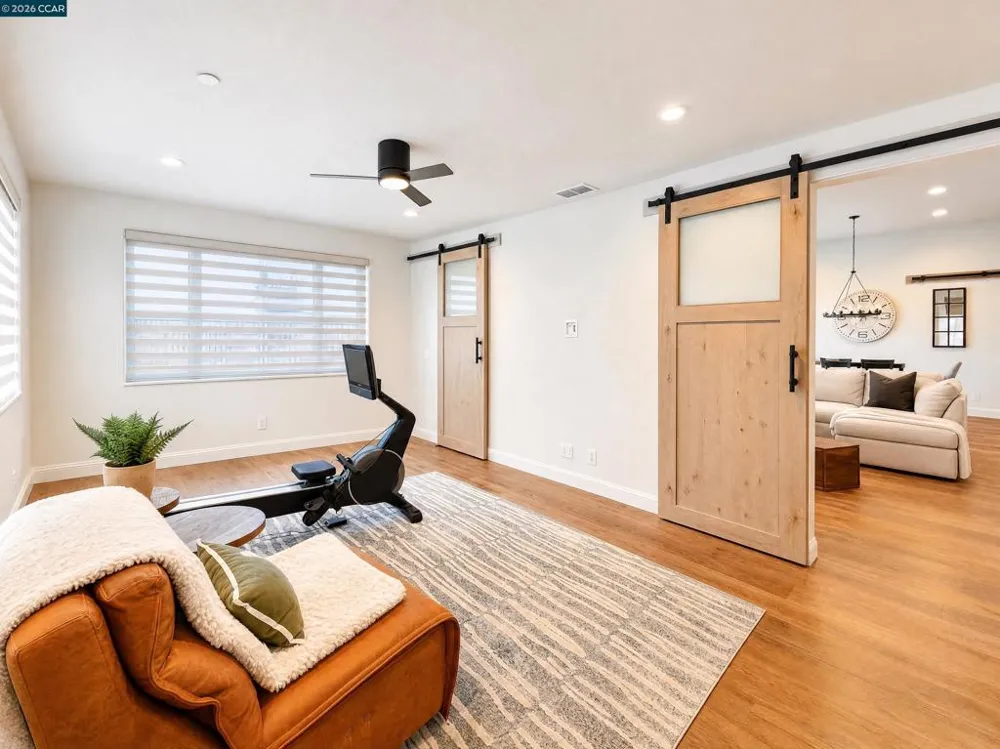 2703 Brewer St Tracy, CA 95377