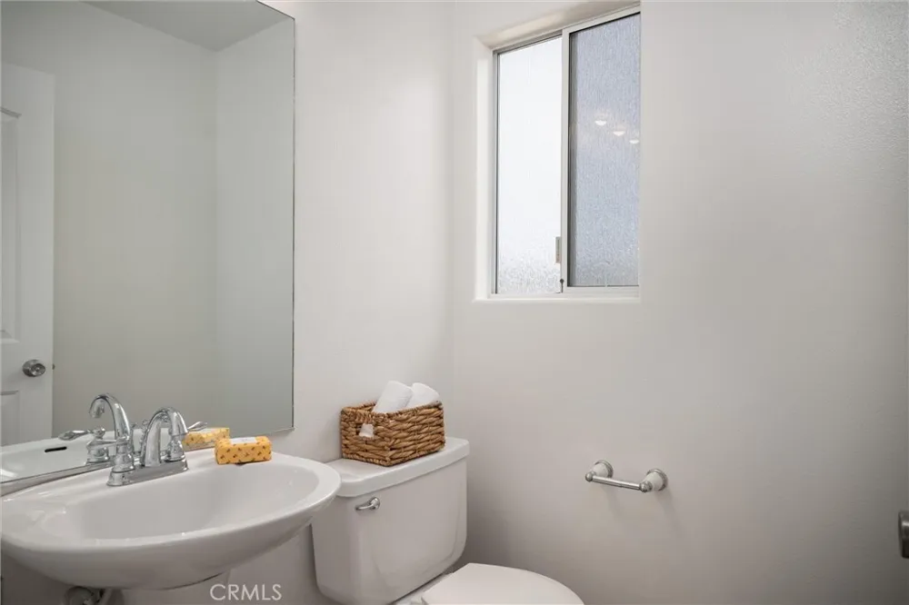 581 Newport Grover Beach, CA 93433