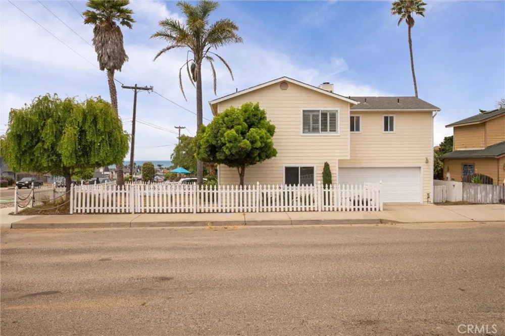 581 Newport Grover Beach, CA 93433