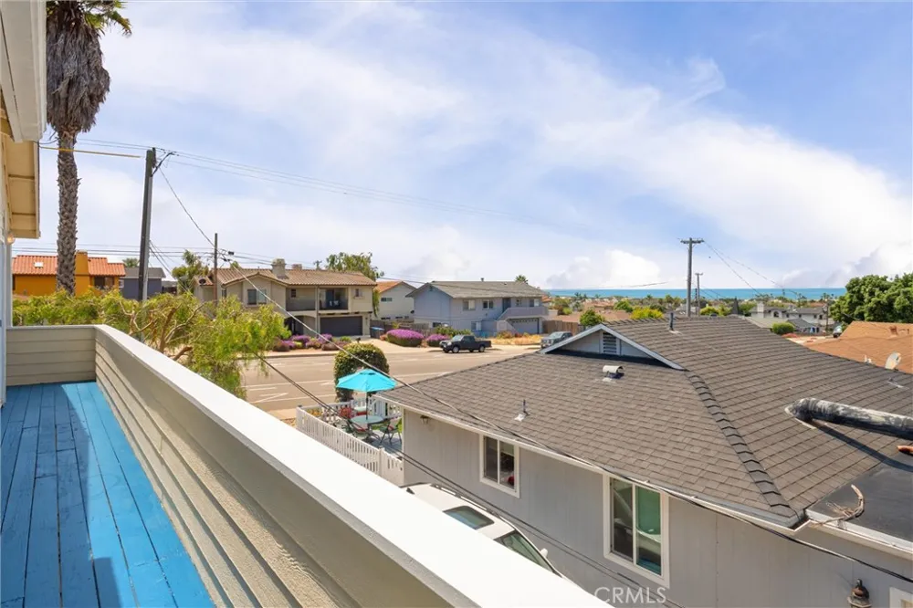 581 Newport Grover Beach, CA 93433