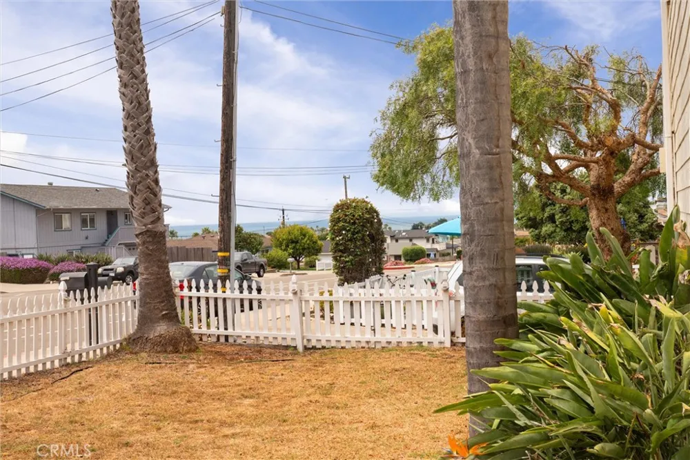 581 Newport Grover Beach, CA 93433