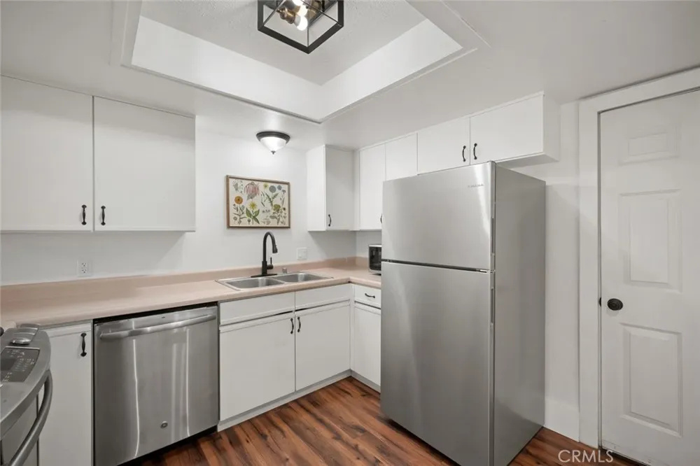 2221 King Court #22 San Luis Obispo, CA 93401