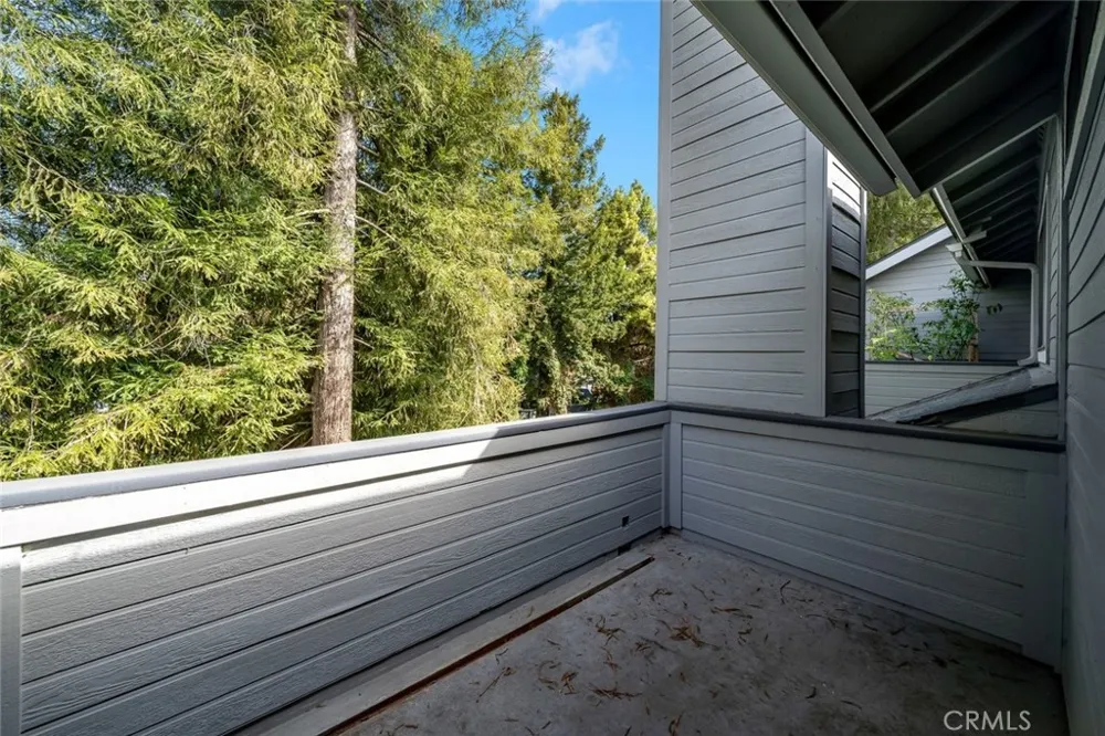 2221 King Court #22 San Luis Obispo, CA 93401