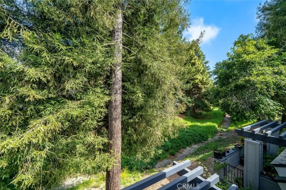 2221 King Court #22 San Luis Obispo, CA 93401