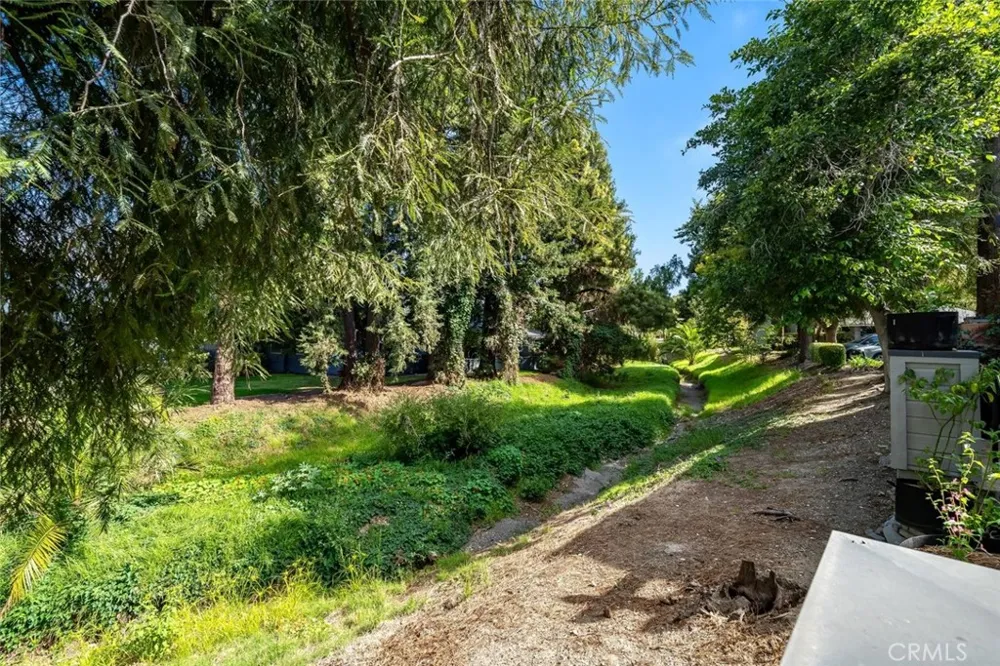 2221 King Court #22 San Luis Obispo, CA 93401