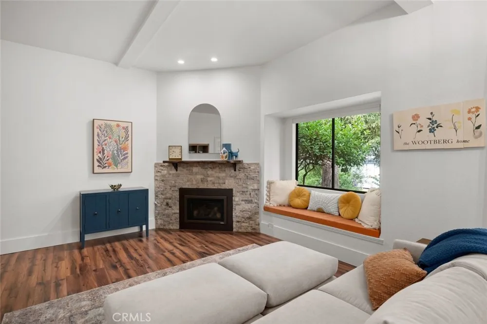 2221 King Court #22 San Luis Obispo, CA 93401
