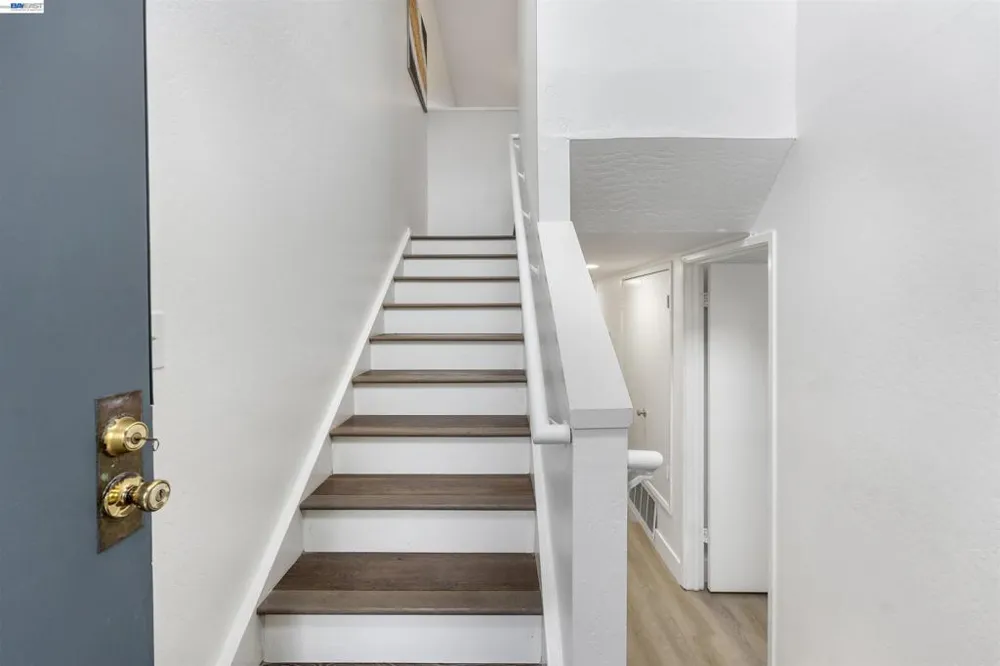 262 Beachview Ave #4 Pacifica, CA 94044