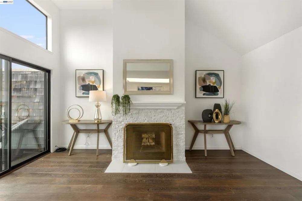 262 Beachview Ave #4 Pacifica, CA 94044