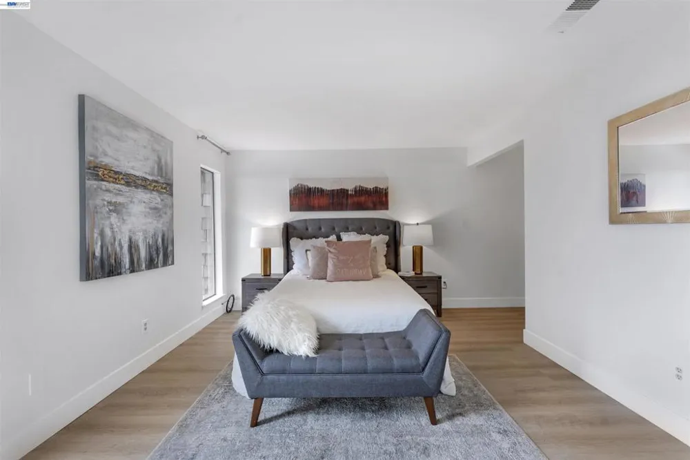 262 Beachview Ave #4 Pacifica, CA 94044
