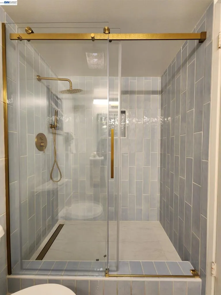 262 Beachview Ave #4 Pacifica, CA 94044
