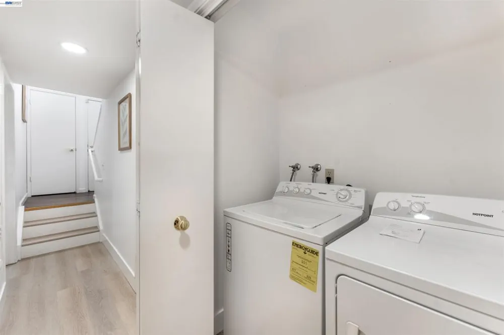 262 Beachview Ave #4 Pacifica, CA 94044