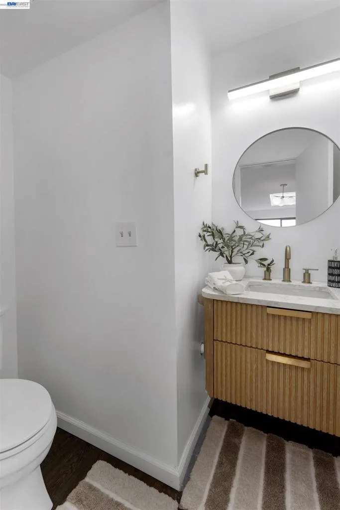262 Beachview Ave #4 Pacifica, CA 94044