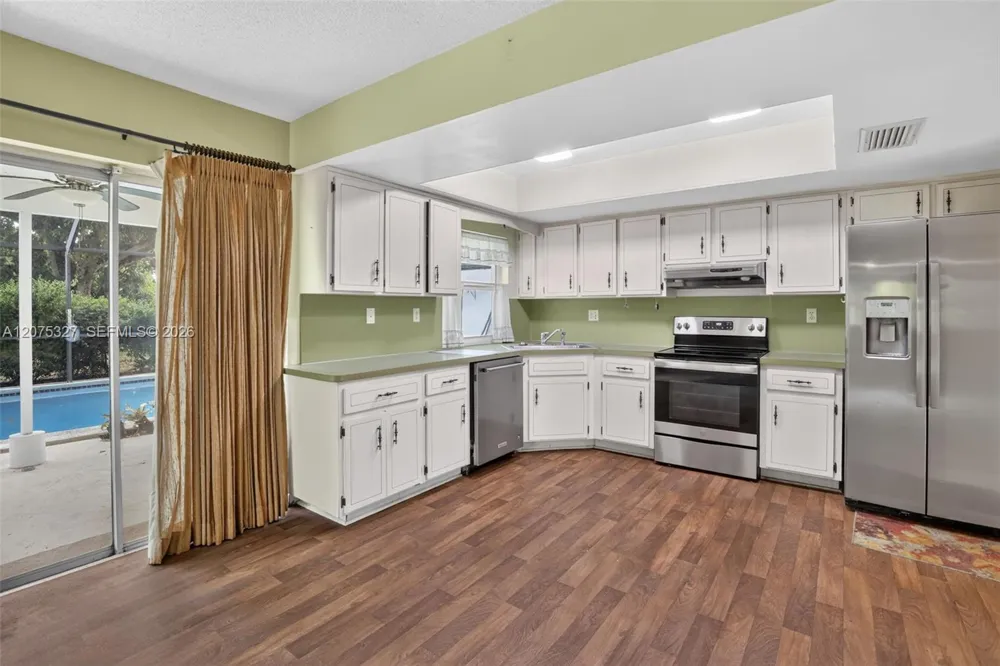 1350 NW 73rd Ave Plantation, FL 33313