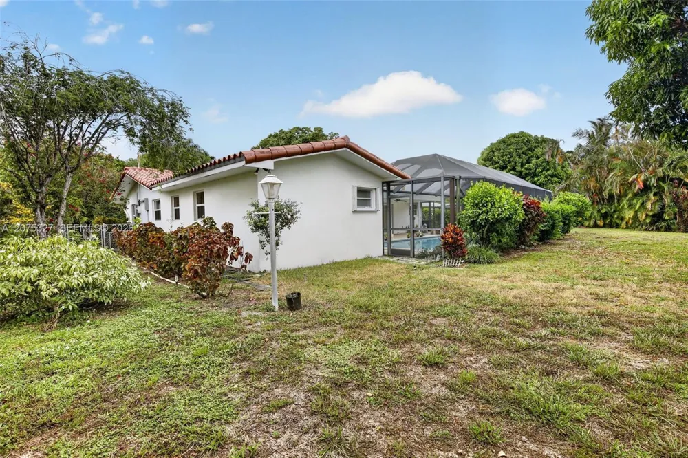 1350 NW 73rd Ave Plantation, FL 33313