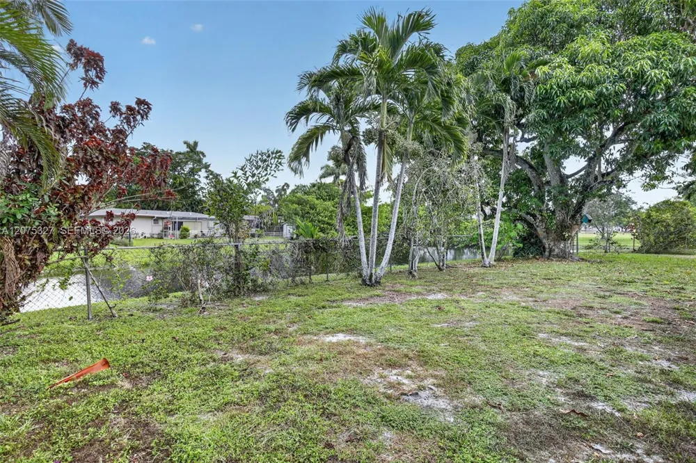 1350 NW 73rd Ave Plantation, FL 33313