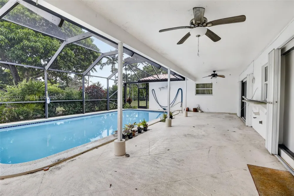 1350 NW 73rd Ave Plantation, FL 33313