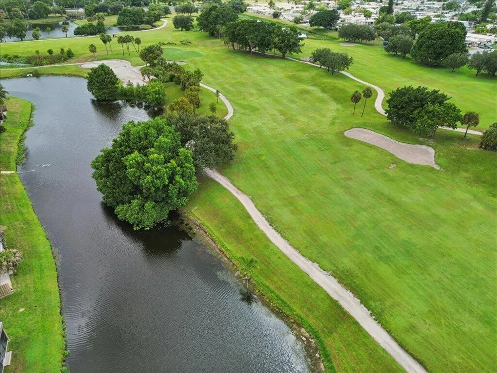 2062 SW 82ND AVENUE Davie, FL 33324