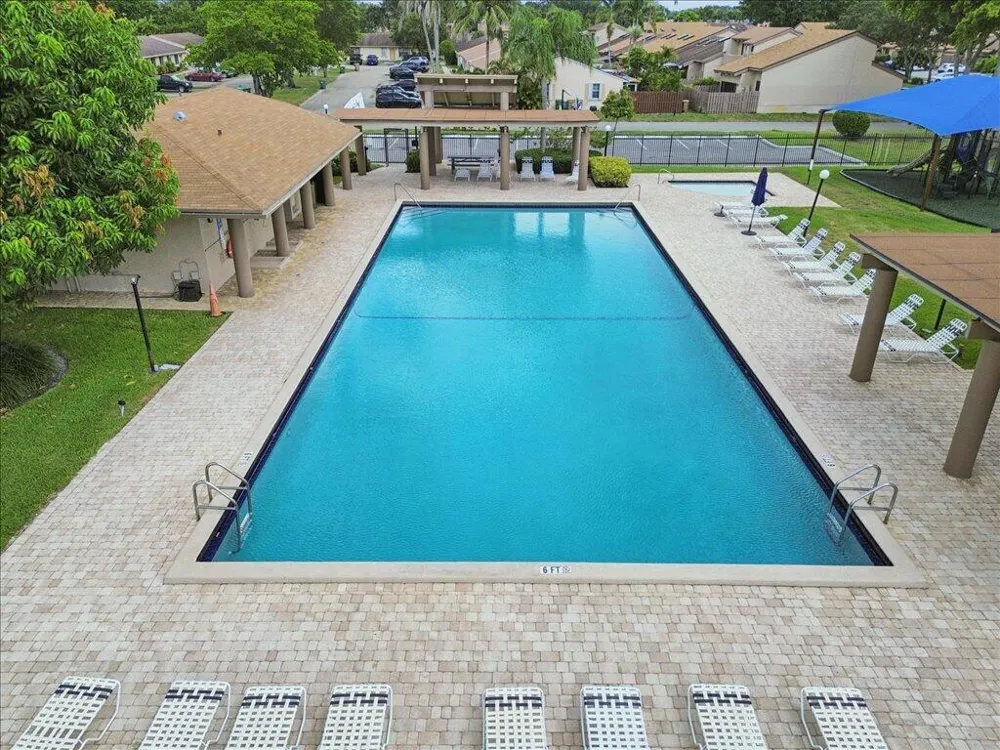 2062 SW 82ND AVENUE Davie, FL 33324