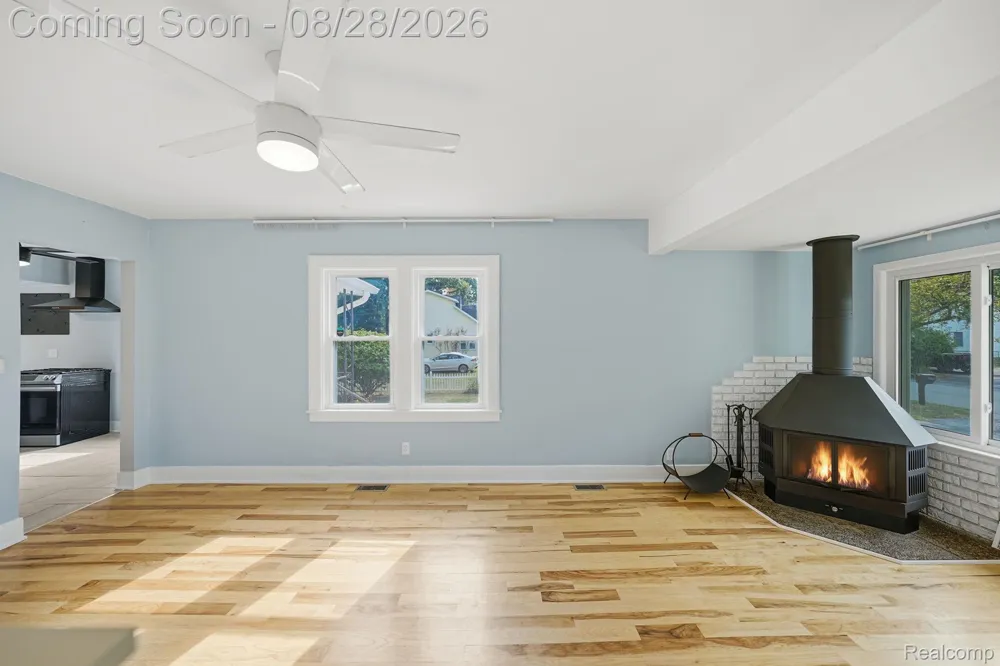 34004 Kirby Street Farmington Hills City, MI 48335