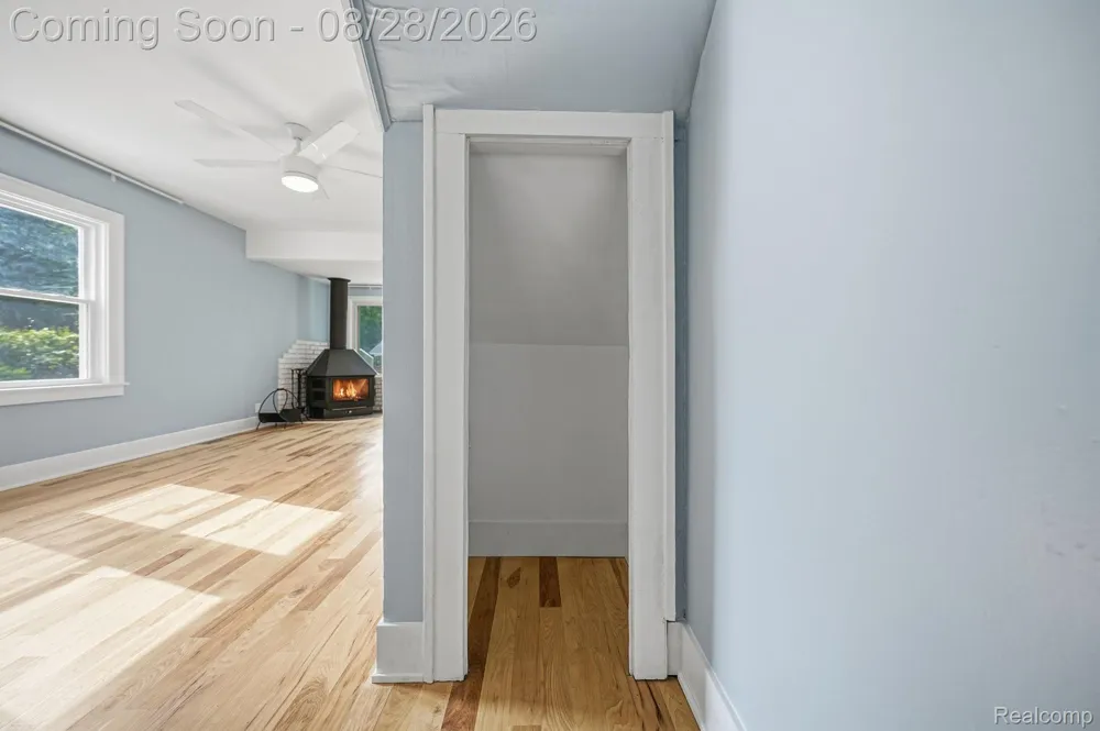 34004 Kirby Street Farmington Hills City, MI 48335