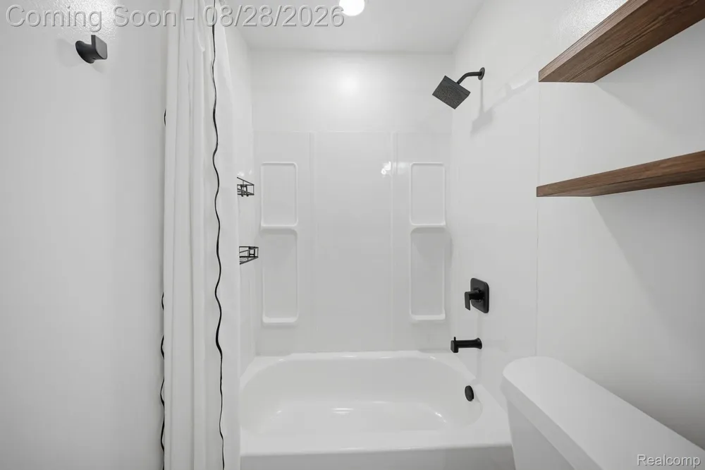 34004 Kirby Street Farmington Hills City, MI 48335