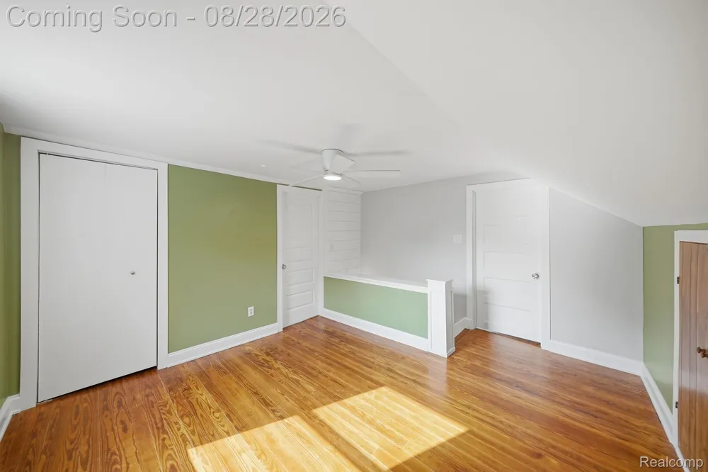 34004 Kirby Street Farmington Hills City, MI 48335