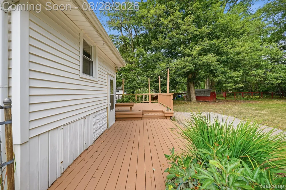 34004 Kirby Street Farmington Hills City, MI 48335