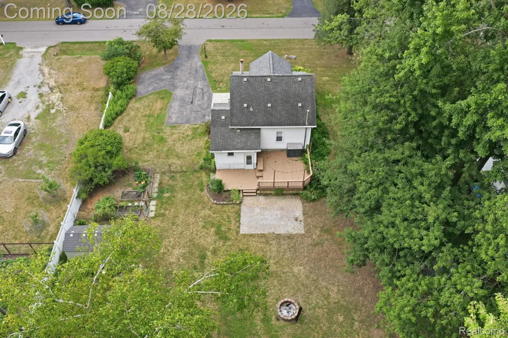 34004 Kirby Street Farmington Hills City, MI 48335