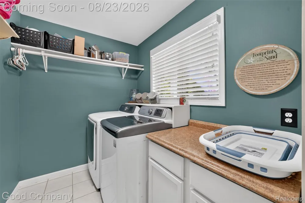 2145 Cole Road Orion Charter Township, MI 48362