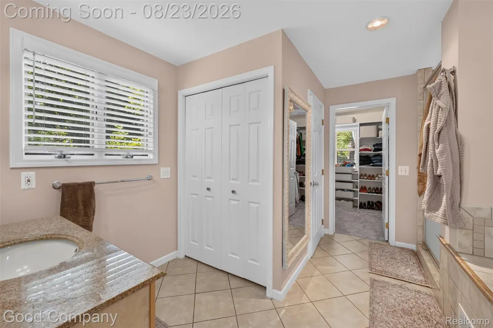 2145 Cole Road Orion Charter Township, MI 48362