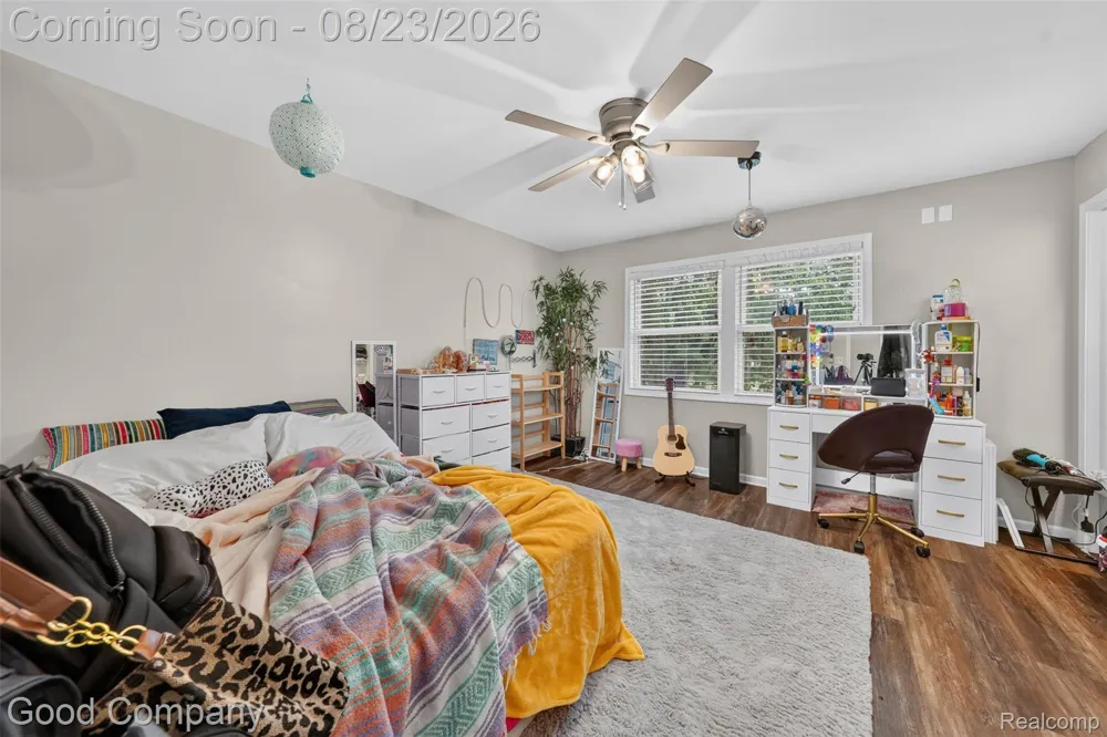 2145 Cole Road Orion Charter Township, MI 48362