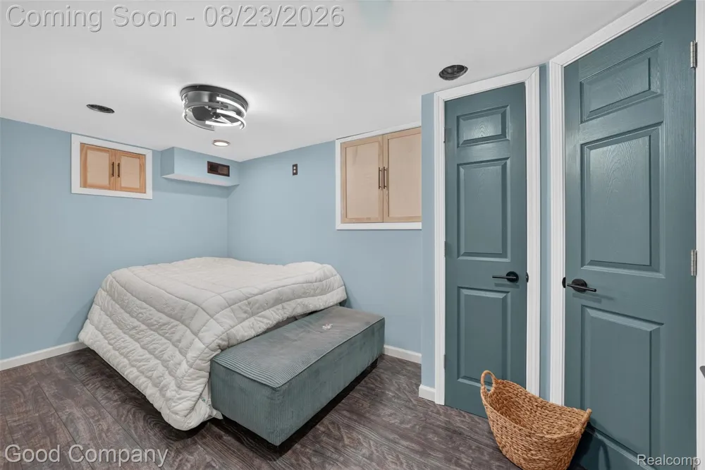 2145 Cole Road Orion Charter Township, MI 48362