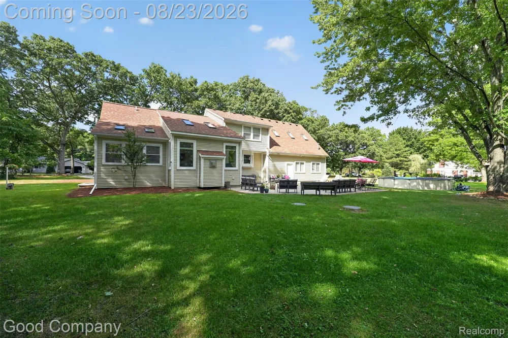 2145 Cole Road Orion Charter Township, MI 48362