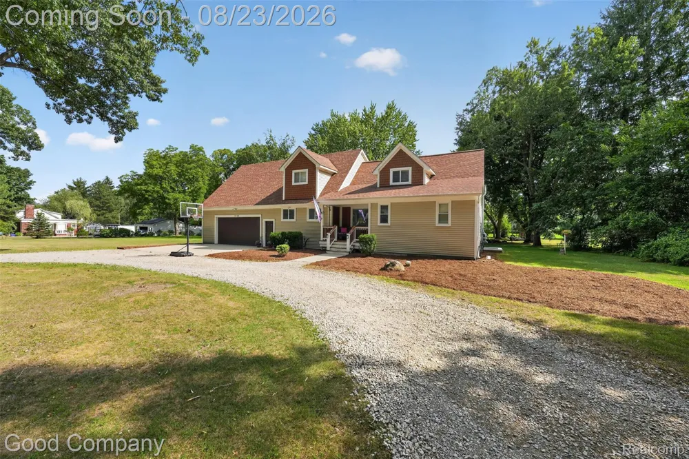 2145 Cole Road Orion Charter Township, MI 48362
