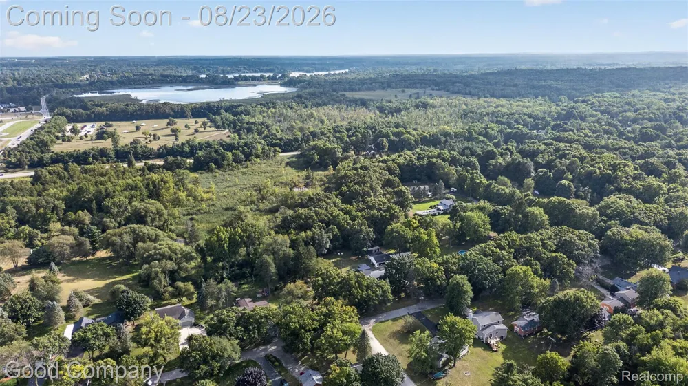 2145 Cole Road Orion Charter Township, MI 48362