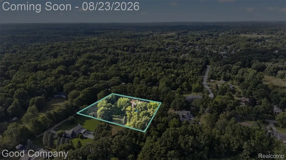 2145 Cole Road Orion Charter Township, MI 48362
