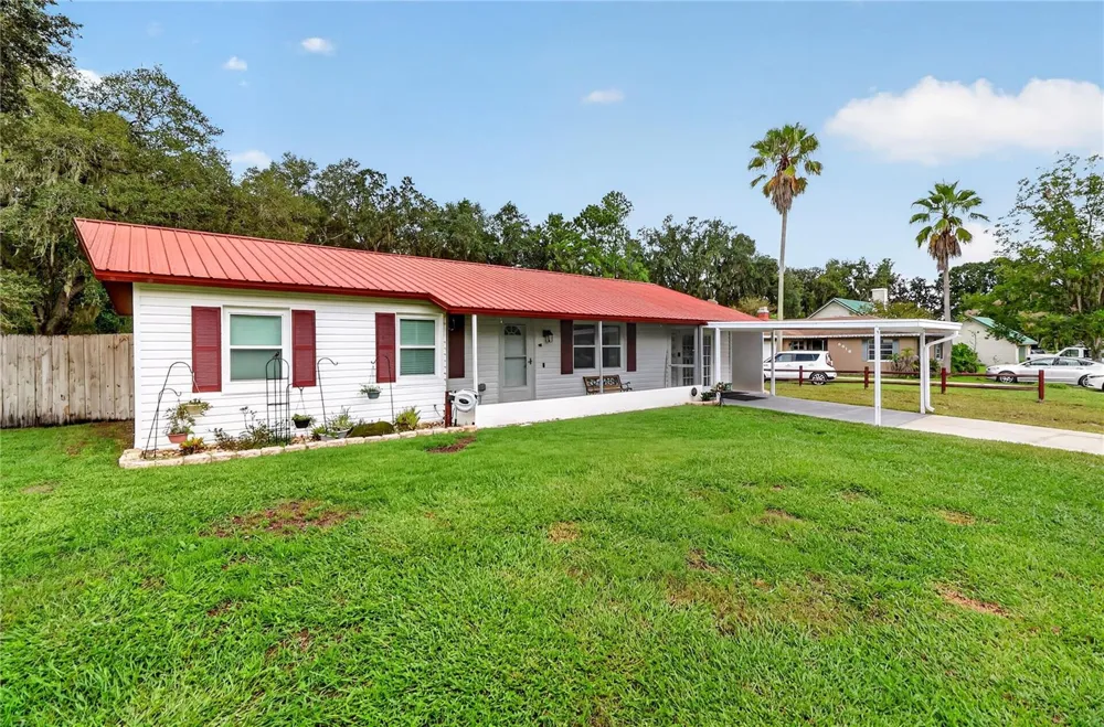 6312 SWEETWATER DRIVE E Lakeland, FL 33811
