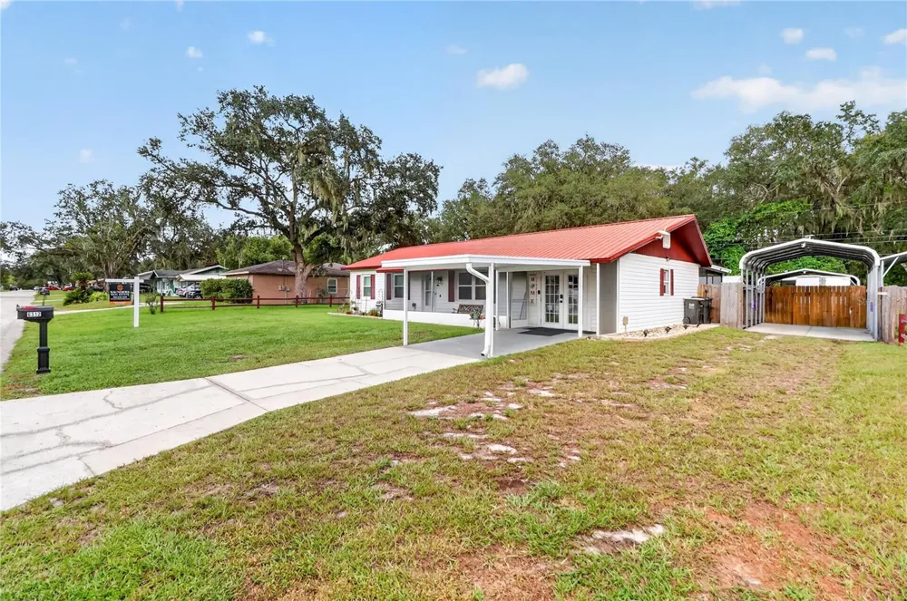 6312 SWEETWATER DRIVE E Lakeland, FL 33811