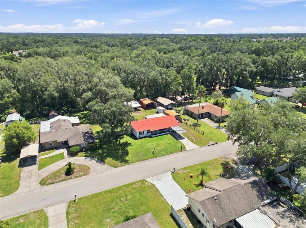 6312 SWEETWATER DRIVE E Lakeland, FL 33811