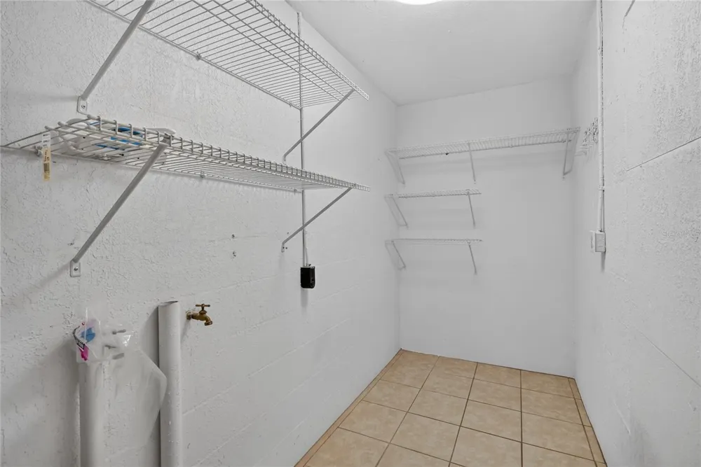 6312 SWEETWATER DRIVE E Lakeland, FL 33811