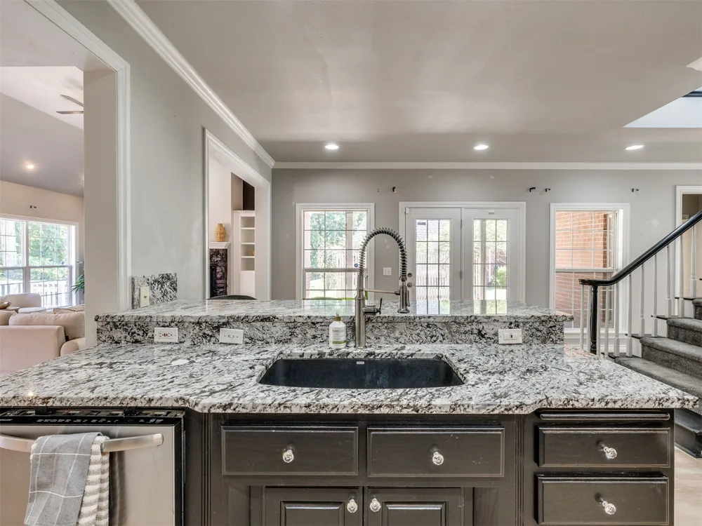 239 Woodview Lane Sapulpa, OK 74066