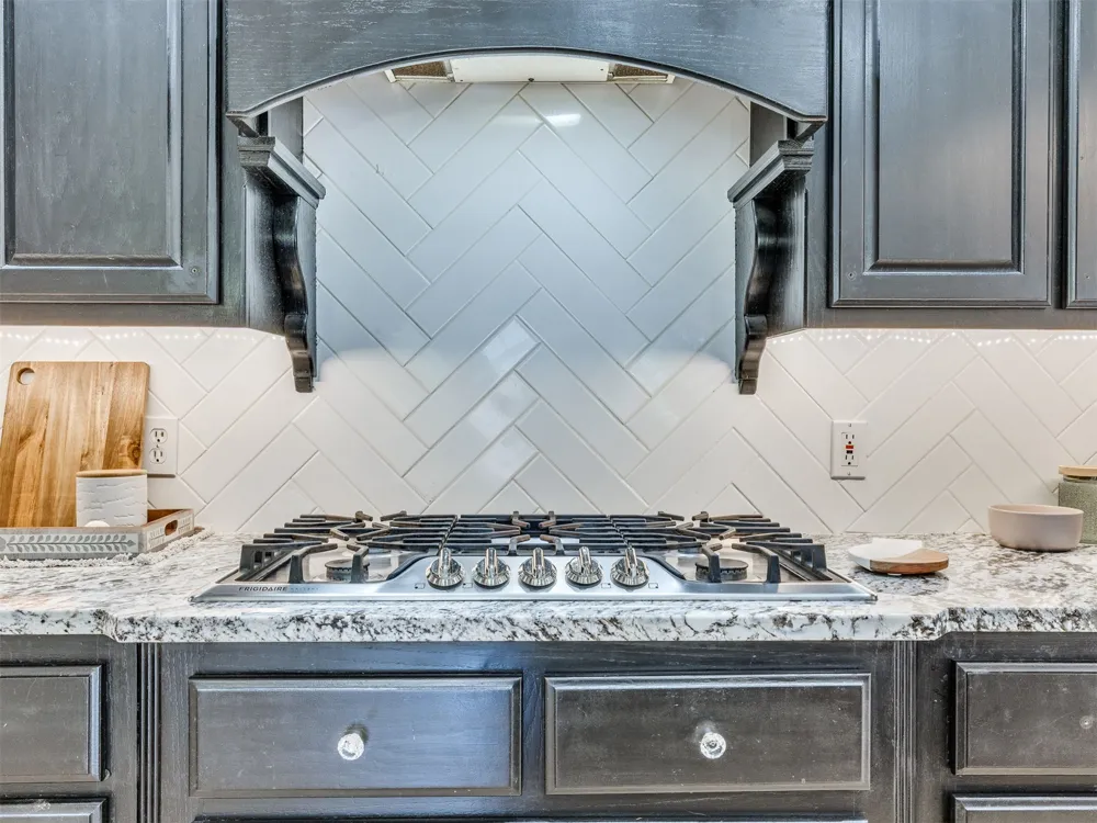 239 Woodview Lane Sapulpa, OK 74066