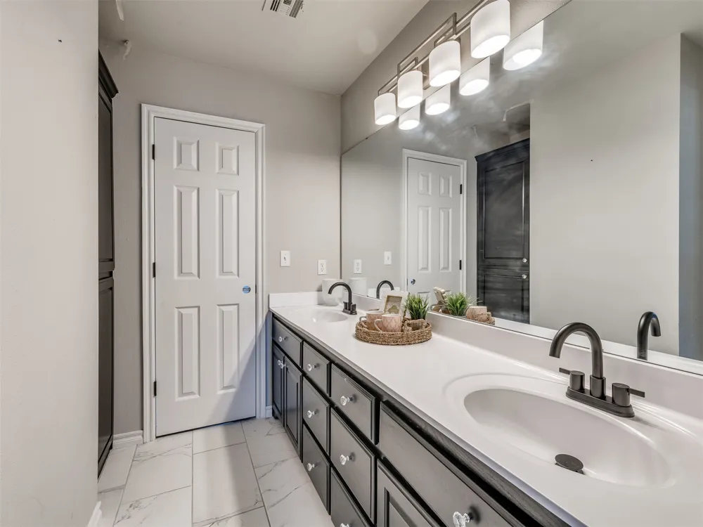 239 Woodview Lane Sapulpa, OK 74066