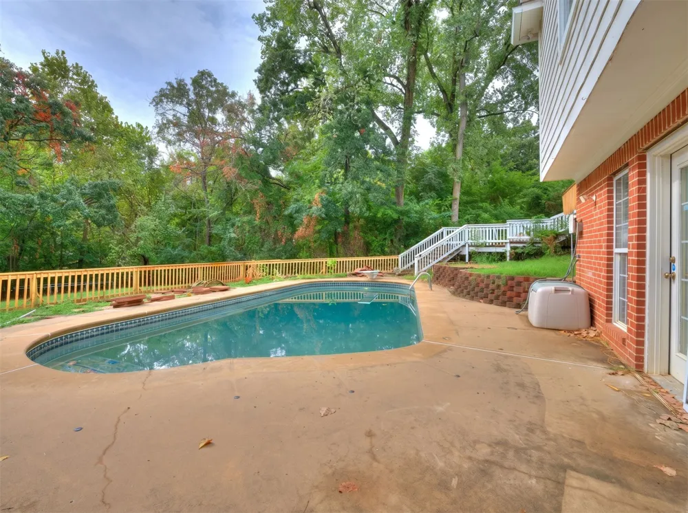 239 Woodview Lane Sapulpa, OK 74066