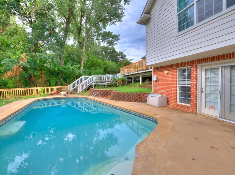 239 Woodview Lane Sapulpa, OK 74066